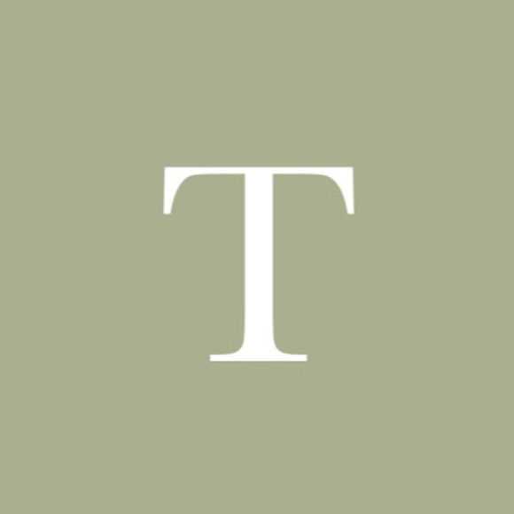 Meet your Posher, Taylor - Picture 1 of 1